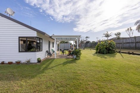 Photo of property in 57a Hartford Avenue, Papamoa Beach, Papamoa, 3118