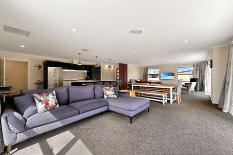 Photo of property in 16 Rhoboro Road, Twizel, 7901