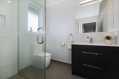 Photo of property in 12 Maui Place, Te Kamo, Whangarei, 0112