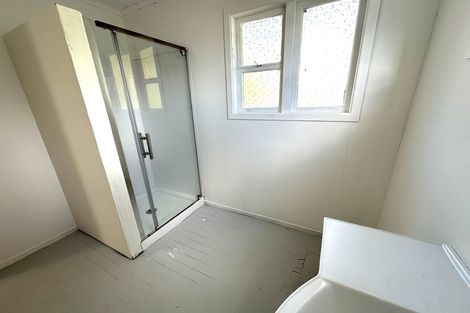 Photo of property in 305 Don Buck Road, Massey, Auckland, 0614