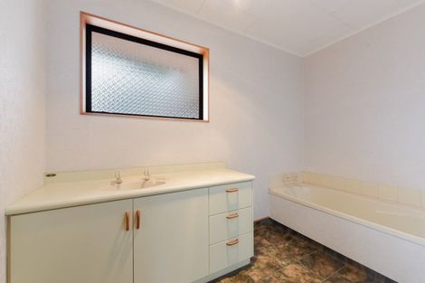 Photo of property in 5 Evergreen Way, Stoke, Nelson, 7011