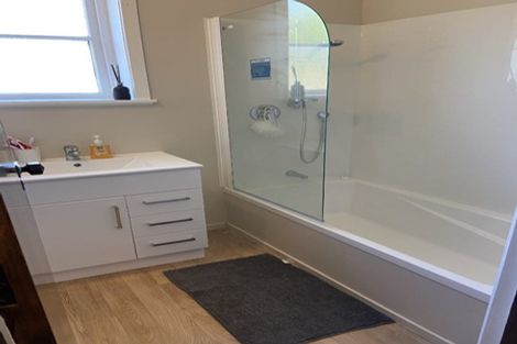 Photo of property in 9 Bould Street, Johnsonville, Wellington, 6037