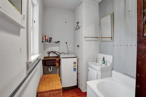 Photo of property in 259 Saint Aubyn Street, New Plymouth, 4310