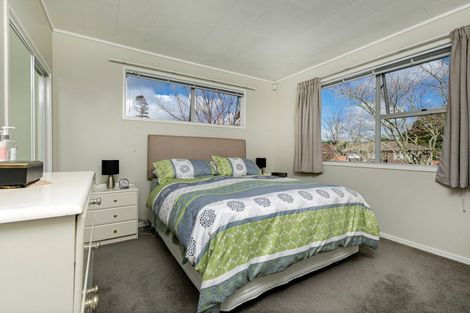 Photo of property in 36 Chilcott Road, Henderson, Auckland, 0612