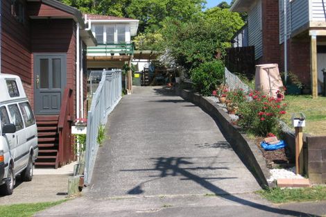 Photo of property in 9 Hepper Street, New Lynn, Auckland, 0600