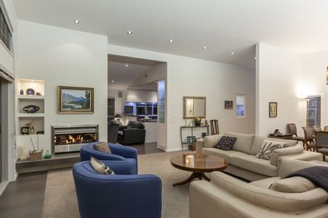 Photo of property in 5 Hana Udy Place, Paraparaumu Beach, Paraparaumu, 5032