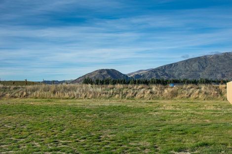 Photo of property in 5 Durry Lane, Wanaka, 9305
