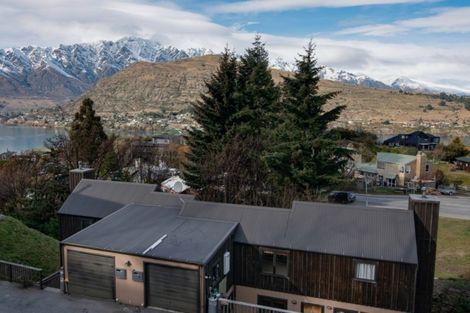 Photo of property in 55 Goldfield Heights, Queenstown, 9300