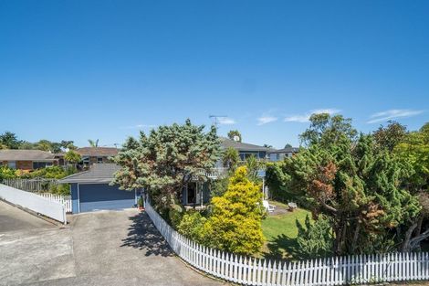 Photo of property in 2/132 Nile Road, Milford, Auckland, 0620