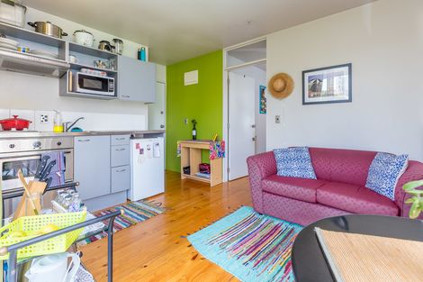 Photo of property in 8 Scotia Place, Te Kamo, Whangarei, 0112