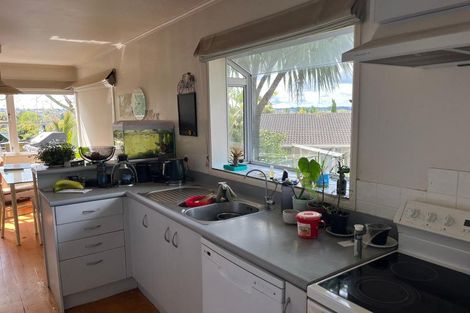 Photo of property in 3 Portadown Avenue, Pakuranga Heights, Auckland, 2010
