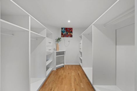 Photo of property in 143 Straven Road, Fendalton, Christchurch, 8014