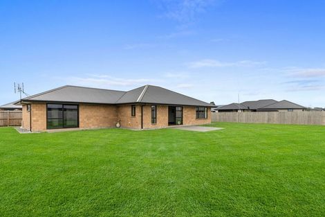 Photo of property in 27 Lunn Crescent, Leeston, 7632