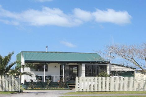 Photo of property in 13 Hartford Avenue, Papamoa Beach, Papamoa, 3118