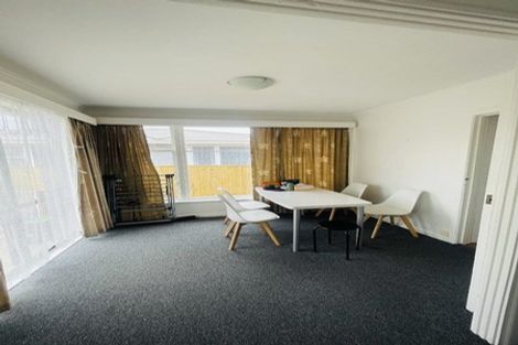 Photo of property in 39 Archibald Road, Kelston, Auckland, 0602