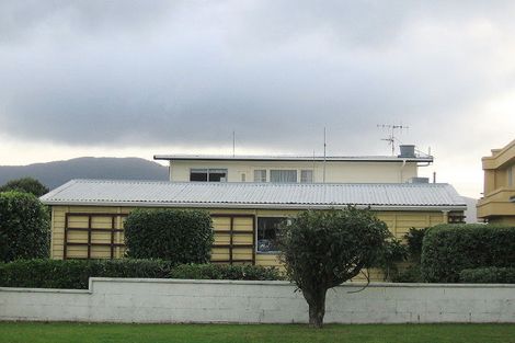 Photo of property in 131 Manly Street, Paraparaumu Beach, Paraparaumu, 5032