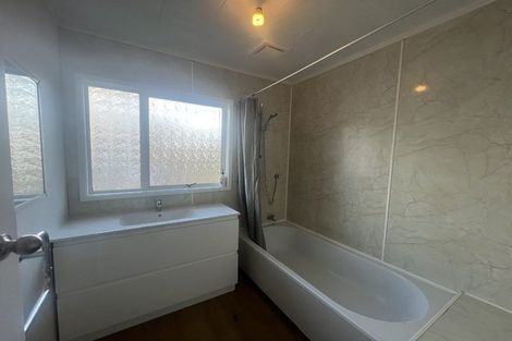 Photo of property in 8 Invergarry Road, Hilltop, Taupo, 3330