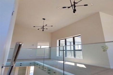 Photo of property in 10 Fjord Way, Karaka, Papakura, 2113