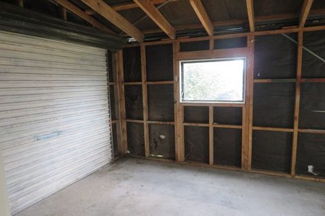 Photo of property in 26 Barneys Farm Road, Clendon Park, Auckland, 2103