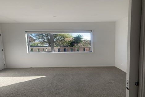 Photo of property in 8 Lavender Close, Spotswood, New Plymouth, 4310