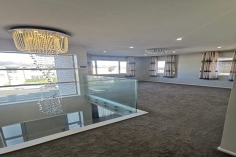 Photo of property in 72 Castlederg Drive, Flat Bush, Auckland, 2019