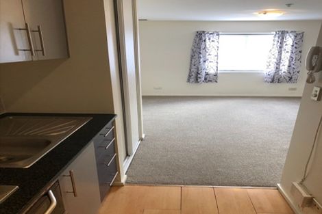 Photo of property in 2n/17 Crown Lynn Place, New Lynn, Auckland, 0600