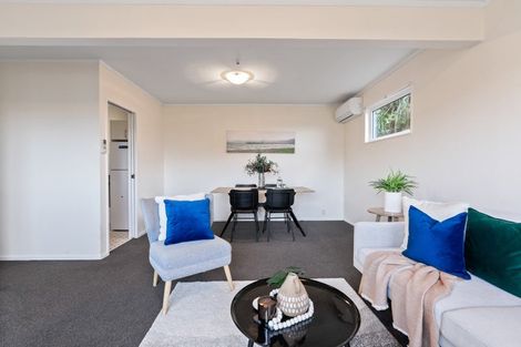 Photo of property in 1/60 Winston Street, Crofton Downs, Wellington, 6035