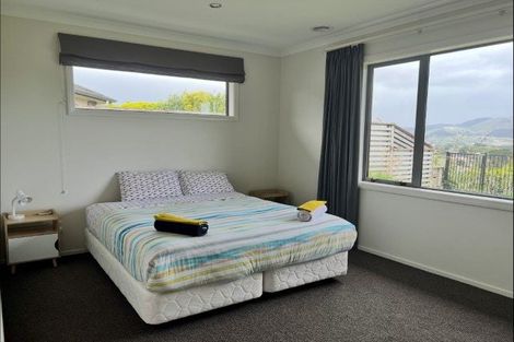 Photo of property in 32 Sumner Terrace, Aotea, Porirua, 5024