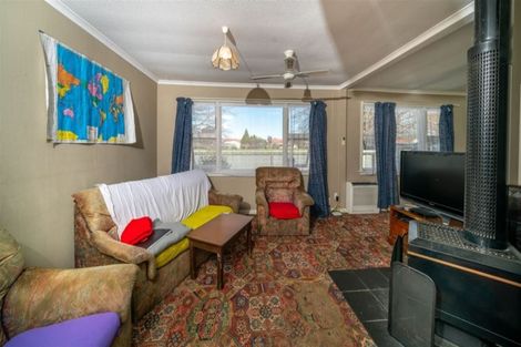 Photo of property in 14 Springs Road, Hornby, Christchurch, 8042