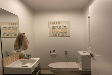 Photo of property in 1u4 June Place, Hamilton East, Hamilton, 3216