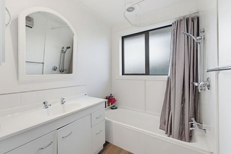 Photo of property in 12 Royal Street, Kensington, Timaru, 7910