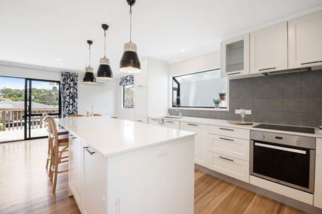 Photo of property in 1/7 Leiden Place, Totara Vale, Auckland, 0629