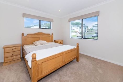 Photo of property in 11 Harvest Avenue, Orewa, 0931
