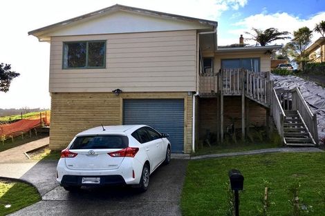 Photo of property in 46a Don Buck Road, Massey, Auckland, 0614