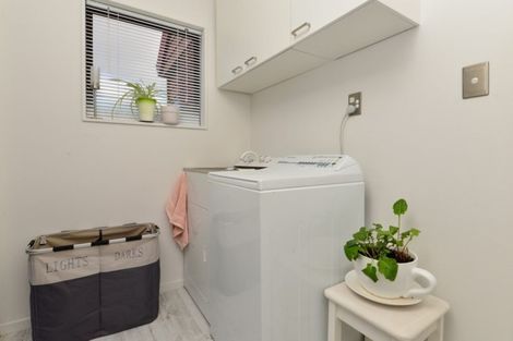 Photo of property in 4 Landell Place, Harrowfield, Hamilton, 3210