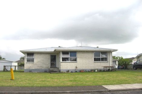 Photo of property in 5 Joanne Place, Rosehill, Papakura, 2113