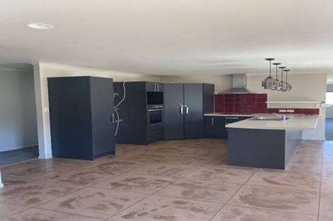 Photo of property in 32 Penrod Drive, Bell Block, New Plymouth, 4312
