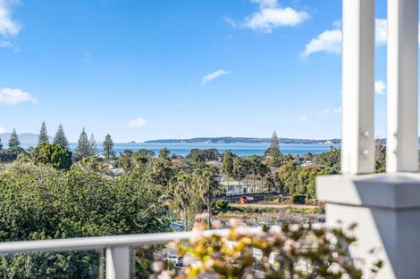 Photo of property in 72 Landmark Terrace, Orewa, 0931