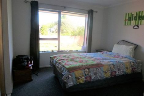 Photo of property in 23 Kew Road, Westport, 7825