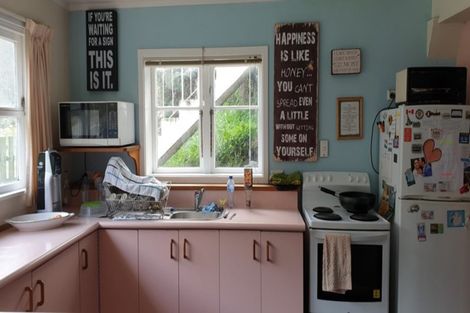 Photo of property in 50 Randwick Road, Northland, Wellington, 6012