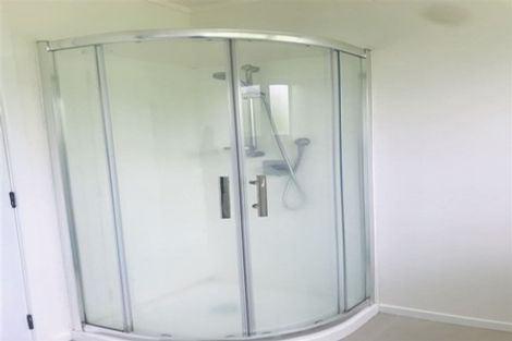 Photo of property in 345 Pakuranga Road, Pakuranga Heights, Auckland, 2010