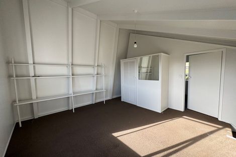 Photo of property in 18 Pemberton Avenue, Bayview, Auckland, 0629