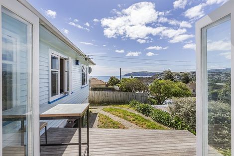 Photo of property in 103 Tireti Road, Titahi Bay, Porirua, 5022