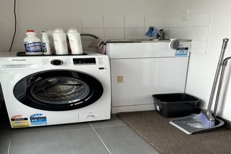 Photo of property in 1/49 Litten Road, Cockle Bay, Auckland, 2014