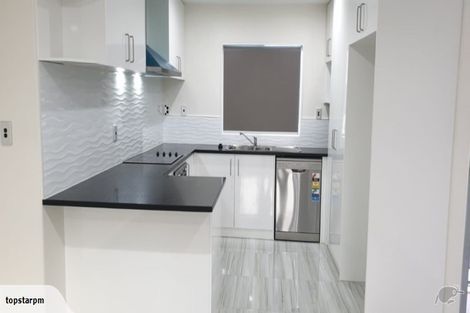 Photo of property in 1 Sohum Place, Manukau, Auckland, 2104
