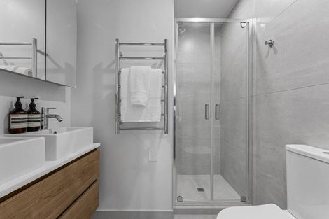 Photo of property in 34b James Street, Mangere East, Auckland, 2024