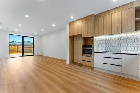 Photo of property in 5 Oopunga Road, Pukekohe, 2120