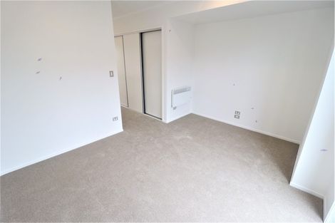 Photo of property in 34 Hobsonville Point Road, Hobsonville, Auckland, 0616