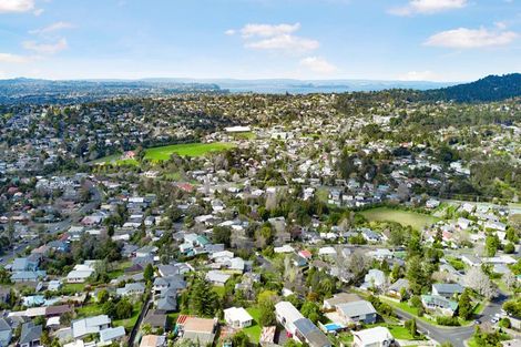 Photo of property in 2/2 Kashmir Road, Glen Eden, Auckland, 0602