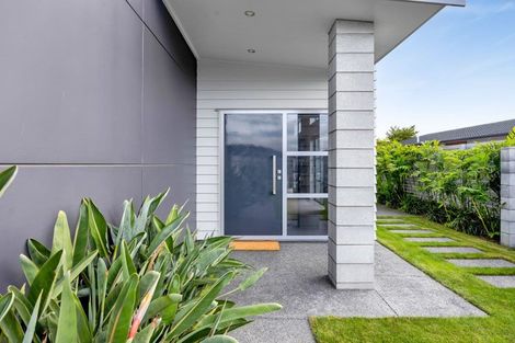 Photo of property in 17 Victoria Street, Hawera, 4610